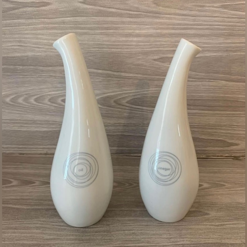 Pair of Oil & Vinegar Porcelain Cruets Presentation by Gary Rhodes for Typhoon